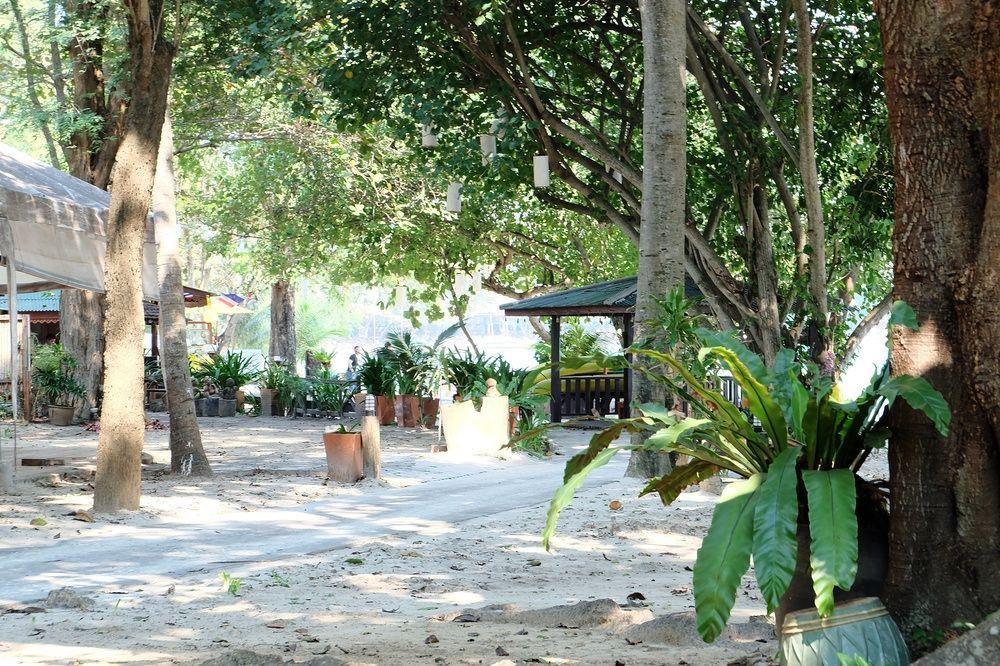 Vongdeuan Resort Koh Samet Bagian luar foto